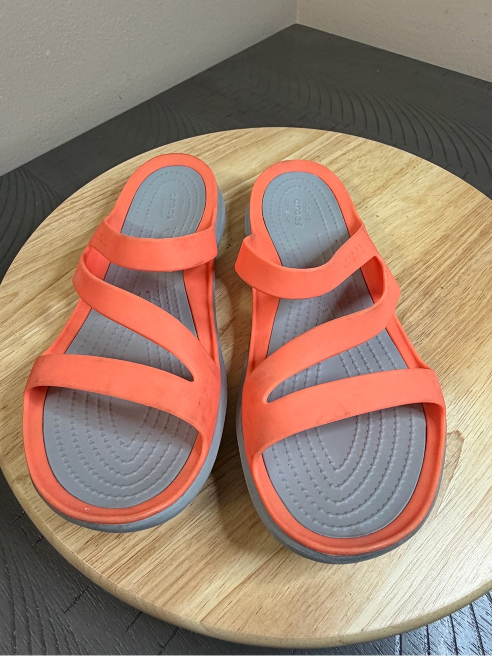 Crocs women’s  Swift water Sandals - Picture 4 of 11
